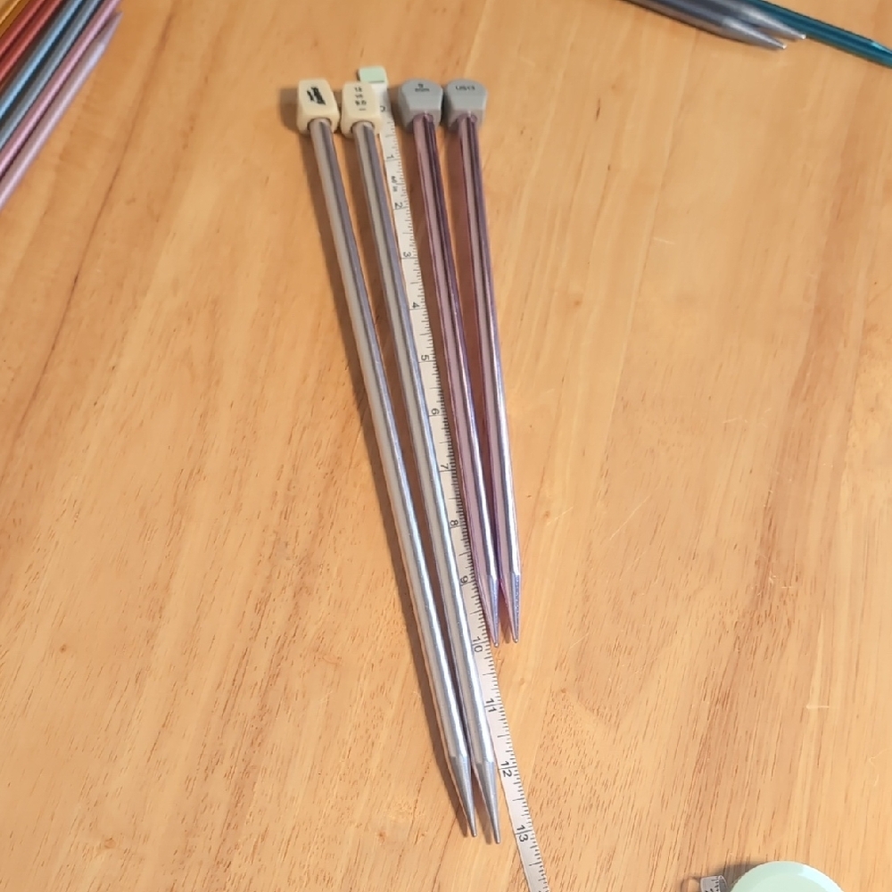 Colorful Knitting Needles Set - Picture 6 of 9